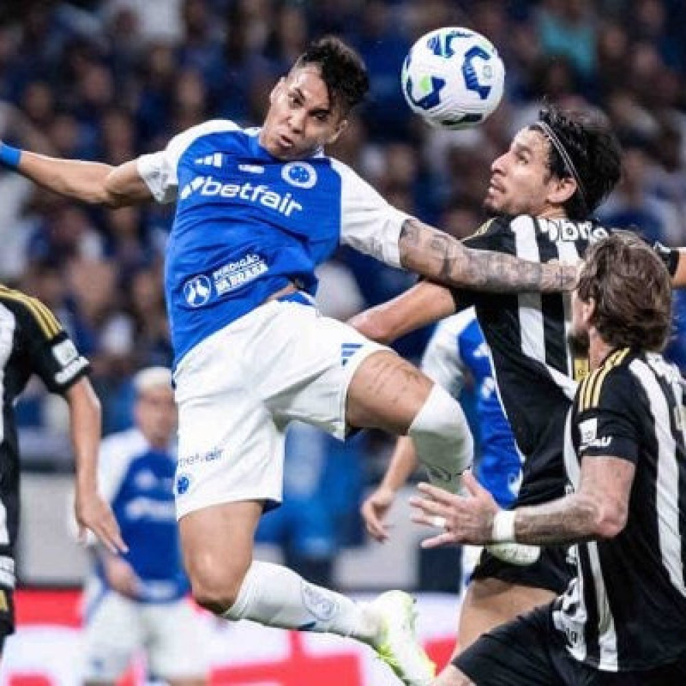 Atuações do cruzeiro contra o atlético: bela atuação coletiva. Mas faltou o gol