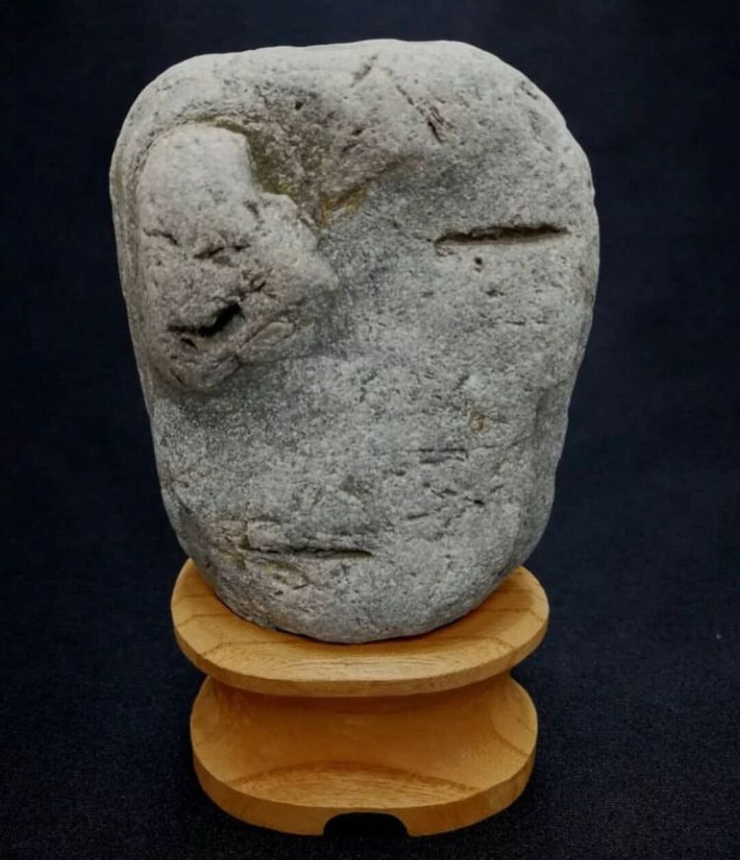 Ouvir vozes em ruídos aleatórios, como o vento ou o som de um carro passando também é considerado parte da pareidolia.