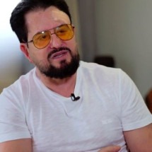 Marrone detalha cortes e costelas trincadas depois de queda em show - Reprodu&Atilde;&sect;&Atilde;&pound;o/TV Globo