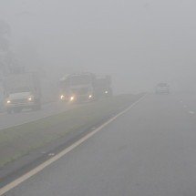 Neblina aumenta número de acidentes em Minas -  Juarez Rodrigues/EM/D.A Press