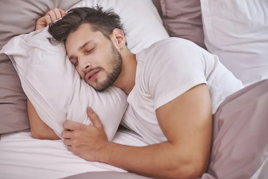 Viralizou:  Homem mostra como dormir em menos de um minuto - gpointstudio/Freepik