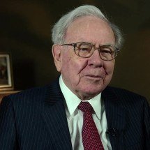 Bilionário famoso ignora filhos e dedica herança para caridade - wikimedia commons USA International Trade Administration