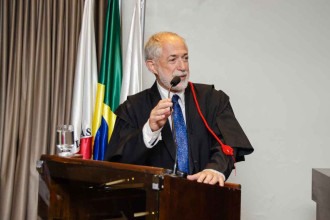 UMA CARREIRA PAUTADA EM LEIS E BONDADE