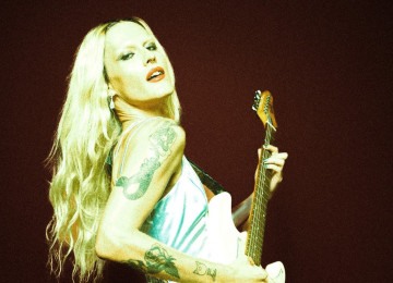 Catto diz que o novo álbum traz 'a energia de alguém que foi se desconstruindo e se rasgando inteira diante das pessoas' -  (crédito: Ivi Maiga Bugrimenko/divulgação)