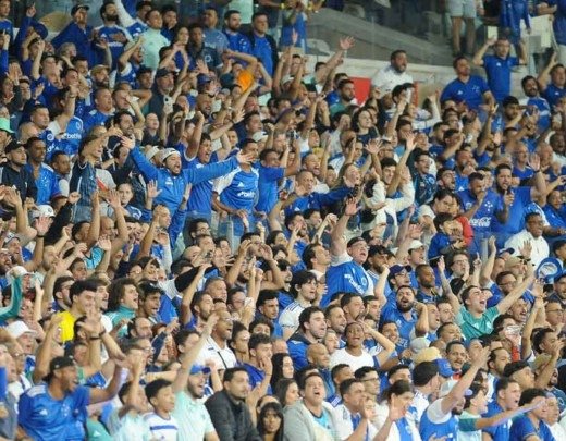 Cruzeirenses lotaram o Mineirão no último domingo, fizeram bela festa, mas também protagonizaram cenas lamentáveis após o apito final - (crédito: Alexandre Guzanshe/EM/D.A. Press) Cruzeirenses lotaram o Mineirão no último domingo, fizeram bela festa, mas também protagonizaram cenas lamentáveis após o apito final - (crédito: Alexandre Guzanshe/EM/D.A. Press)