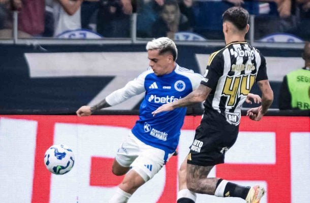 FAGNER – Correto na marcação e aparecendo com qualidade no apoio. NOTA: 6,5. Foto: Gustavo Aleixo/Cruzeiro