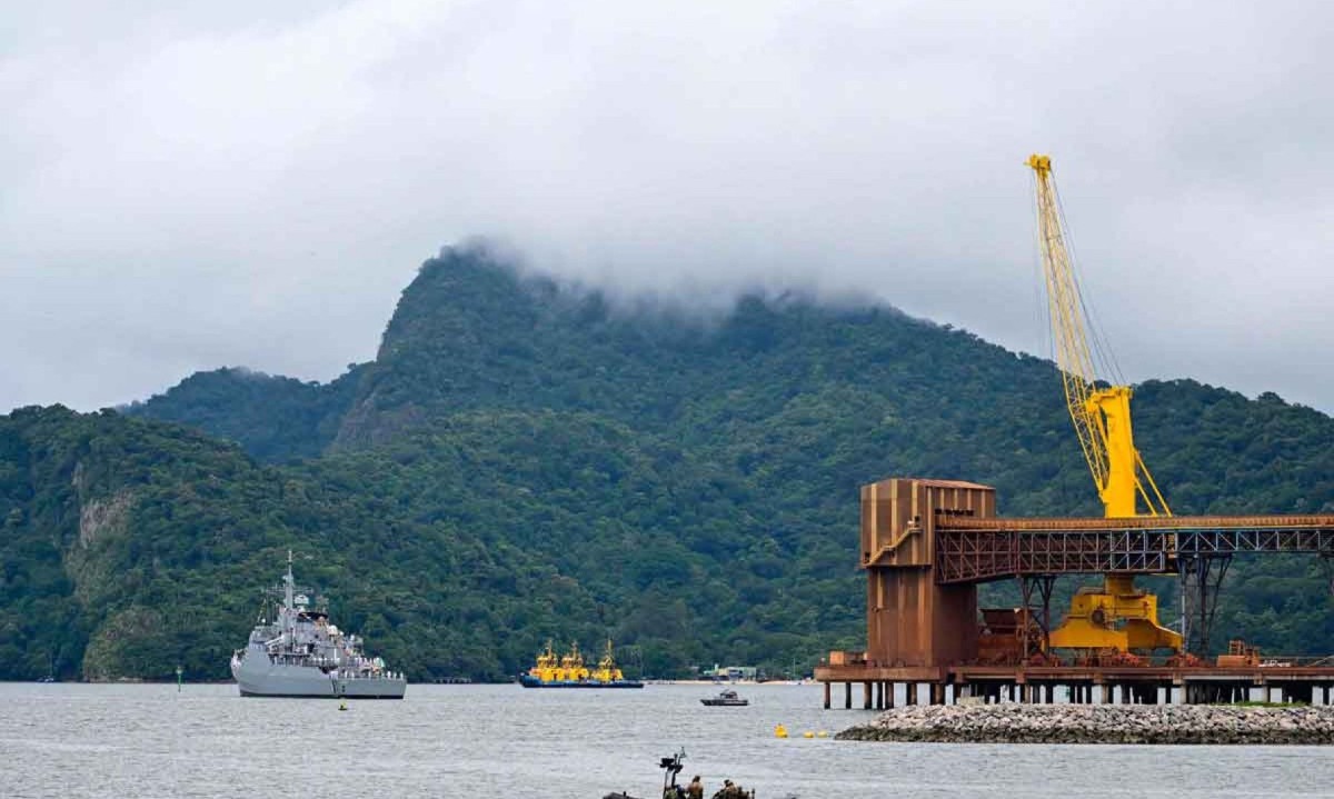 Implantação do seu terminal portuário em Itaguaí (RJ - (crédito: Pablo PORCIUNCULA/AFP) Implantação do seu terminal portuário em Itaguaí (RJ - (crédito: Pablo PORCIUNCULA/AFP)