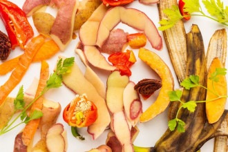 Limpeza natural: como reaproveitar cascas de frutas na faxina