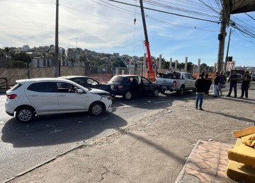 De acordo com relatos, o trânsito ficou parado por cerca de duas horas -  (crédito: Wellington Barbosa/Divulgação)