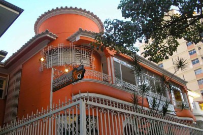 Fachada da Casa de Quadrinhos, que funciona na Avenida João Pinheiro, no Centro de BH -  (crédito: Acervo pessoal)