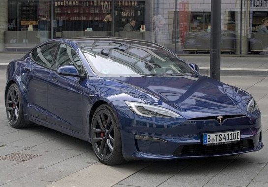 wikimedia commons Alexander-93