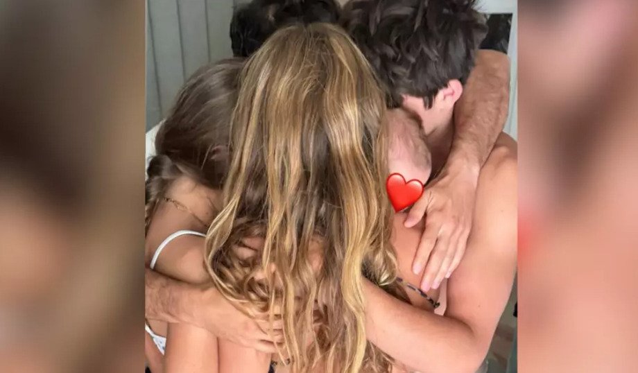 Gisele manteve bastante discrição durante a gravidez e nem mesmo a identidade completa do filho foi divulgada - sabe-se apenas o nome do meio (River). 
