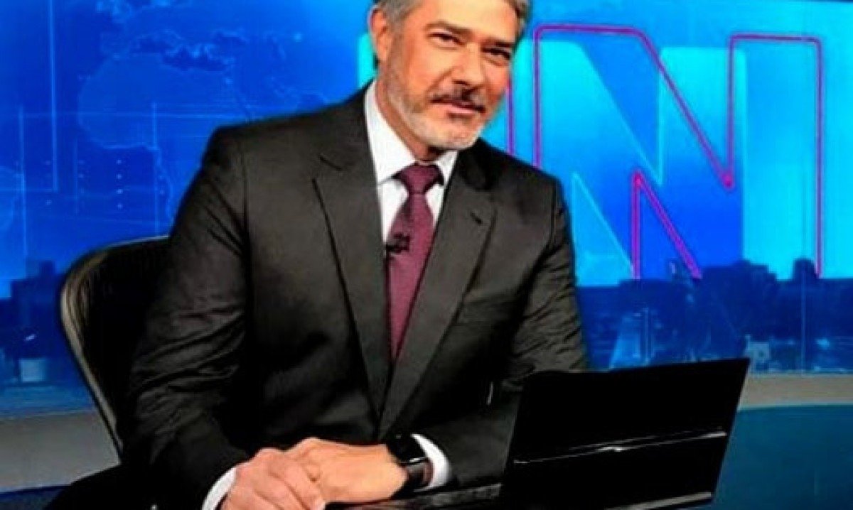 William Bonner deixa o 'JN' após 29 anos; Tralli assume bancada com Renata - Reprodução do Instagram @williambonner_cf