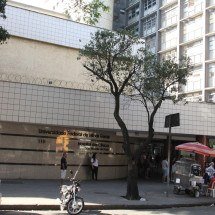 Mulher é presa ao se passar por policial em hospital de BH -  Sidney Lopes/EM/D.A Press