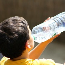 Tóquio baixa preço da água para enfrentar ondas de calor no verão - PxHere