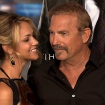 Ex-mulher de Kevin Costner fica noiva de vizinho; rumores remontam à época do divórcio - Reprodução