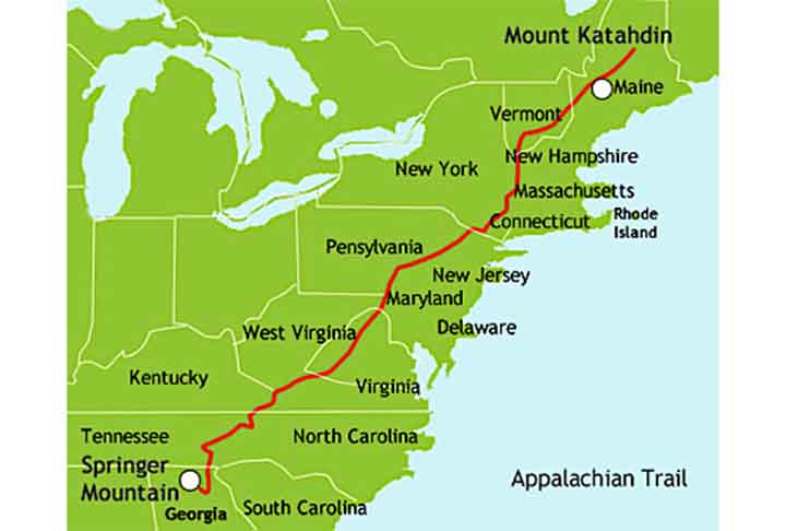 A cordilheira dos Apalaches tem 2.400 km de extensÃ£o e a por estados americanos desde o Alabama atÃ© o Maine e se estende atÃ© a Terra Nova e Labrador, no CanadÃ¡. 