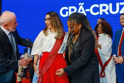 A cerimônia de entrega ocorreu nessa terça-feira (20/5), no Palácio Gustavo Capanema, no Rio de Janeiro -  (crédito:  Ricardo Stuckert / PR)