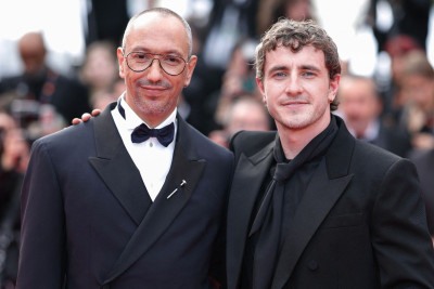 O cineasta sul-africano Oliver Hermanus e o ator irlandês Paul Mescal participaram da sessão do filme 'The history of sound' no Festival de Cannes -  (crédito: Sameer Al-Doumy/AFP)