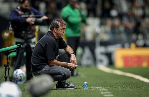 CUCA: Viu o time fazer um jogo tranquilo, Patrick marcar seu primeiro gol e também Bernard sair do banco e ter uma atuação notável. NOTA: 7,0. Foto: Pedro Souza / Atlético