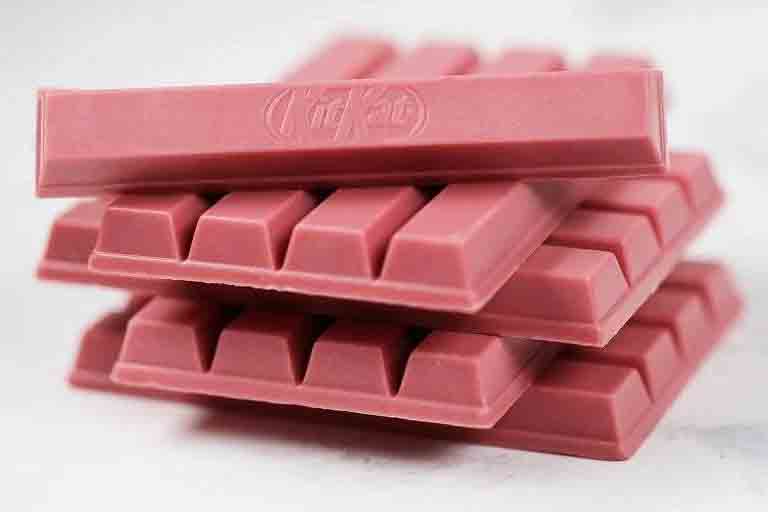 Diferentemente do que muitos pensam, o chocolate ruby nÃ£o leva corantes em sua composiÃ§Ã£o.