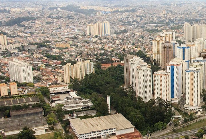 9ª) Taboão da Serra (São Paulo) - Área: 20,478 km² | População: 285,5 mil habitantes | Densidade populacional: 13.945,2 hab./km².