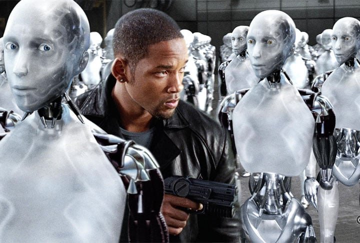 Na trama, que se passa em 2035, os robôs são parte da vida cotidiana, regidos pelas Três Leis da Robótica. O detetive Del Spooner investiga a morte de um cientista que trabalhava com robôs, e descobre que eles podem ser capazes de desrespeitar as leis.