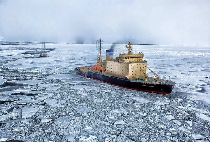 O registro foi na Estação Vostok, uma base científica russa. No entanto, também houve registro de - 93,2ºC, em agosto de 2010, mas feito por satélites de sensoriamento remoto. 