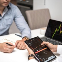 Holdings e consórcios ganham espaço na gestão de bens  - DINO