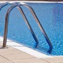 Justiça condena condomínio e construtora por corte de criança em piscina - Reprodu&ccedil;&atilde;o/Freepik