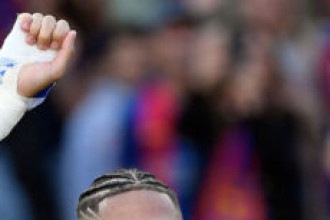 Barcelona anuncia renovação com Raphinha