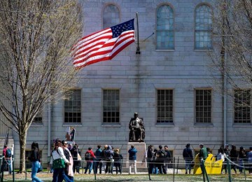 O governo Trump proibiu a Universidade de Harvard de matricular alunos estrangeiros -  (crédito: Joseph Prezioso / AFP))