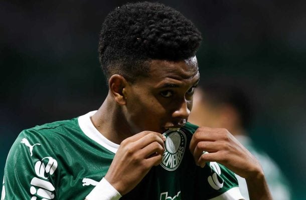 ESTÊVÃO - Craque do jogo. No primeiro tempo, criou a melhor chance do Palmeiras. Já na etapa final, sofreu um pênalti e fez dois gols. Além disso, ainda criou boas oportunidades, como dois cruzamentos que quase terminaram em gols de Gustavo Gómez. NOTA: 7,5 - Foto: Cesar Greco/Palmeiras