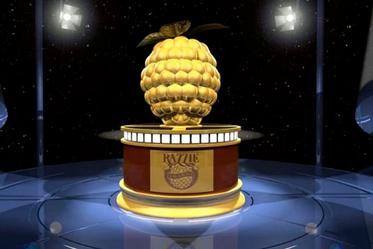 O ator fez tantos trabalhos ruins que chegou a inspirar categorias exclusivas no Framboesa de Ouro, prêmio concedido aos piores do ano. Mas ao saber da doença do ator, a direção da premiação voltou atrás, compreendendo que ele estava com um sério problema. -Divulgação