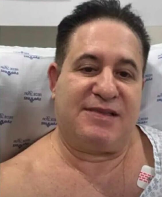 Vale lembrar que, em 2024, o cantor fez cirurgia nos olhos para tratar um glaucoma, doença que pode causar perda da visão.