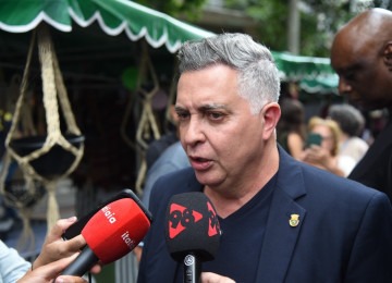Prefeito anuncia implantação de motofaixa na Via Expressa -  (crédito: Gladyston Rodrigues/EM/D.A Press)