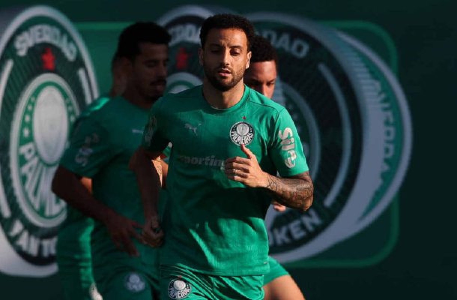 Felipe Anderson tem edema, mas não preocupa o Palmeiras