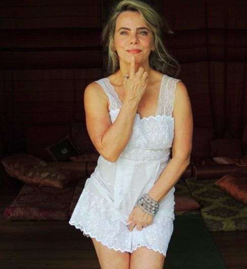 Bruna já deixou claro que exercícios, hidratação e alimentação são importantes, mas estar bem consigo mesma ajuda demais: "A beleza é algo maior do que só uma pílula, uma fórmula, uma aplicação ou um truque qualquer. Não tem melhor cosmético do que a felicidade".