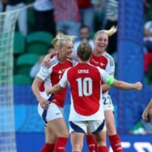 Zebra na Champions feminina: Arsenal derruba o Barça e fica com o título