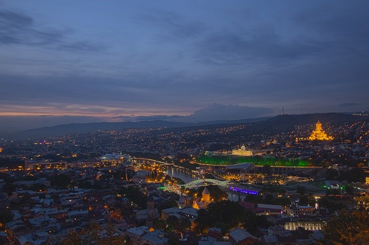 Entretanto, no atual cenário, a Geórgia apresenta um momento de crescimento econômico, com grande diversidade na produção econômica.  