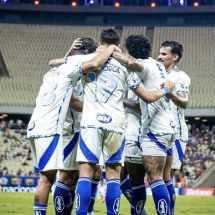 Atuações do Cruzeiro contra o Fortaleza: Gabigol distribui assistências