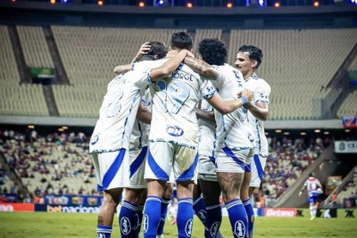 O Cruzeiro venceu o Fortaleza por 2 a 0 neste domingo (25), pela décima rodada do Campeonato Brasileiro. Veja como o Jogada10 avaliou a performance dos jogadores da Raposa. Foto: Samuel Andrade/ Cruzeiro -  (crédito: Foto: Samuel Andrade/ Cruzeiro)