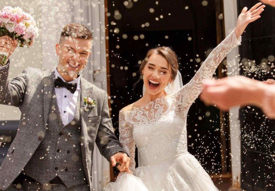 Quanto mais mulheres sobem na vida, casar 'para baixo' vira única saída?