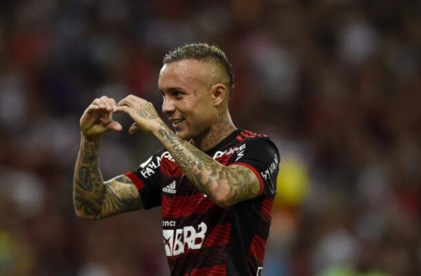 EVERTON CEBOLINHA – Muito mal no primeiro tempo. Não conseguiu nada individualmente e, em três lances, deixou a bola escapar como um peladeiro ruim de bola. Na chance que teve, bateu em cima de Weverton, que defendeu com tranquilidade. Corretamente substituído no intervalo para a entrada de Michael NOTA: 4,0. Foto: Marcelo Cortes/Flamengo