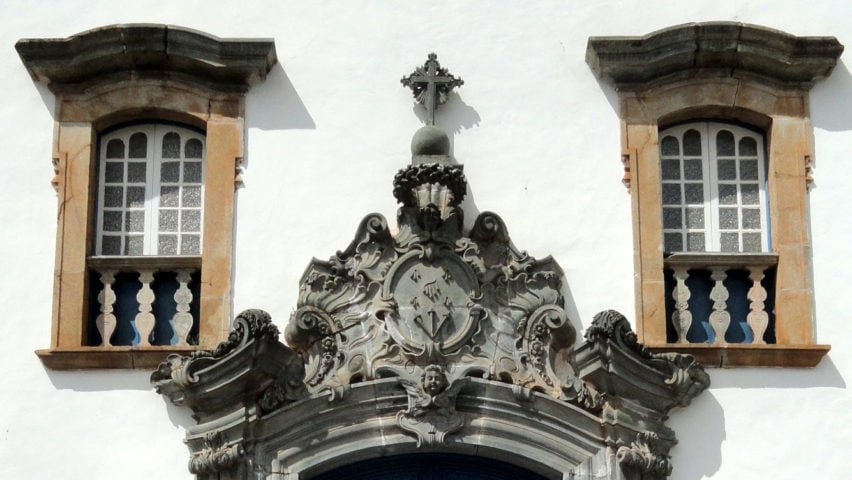 Reconhecido como Patrimônio Mundial da UNESCO desde 1985, o santuário é um marco da fé, da arte e da história, atraindo visitantes de todo o mundo. Conheça mais sobre a história do lugar!