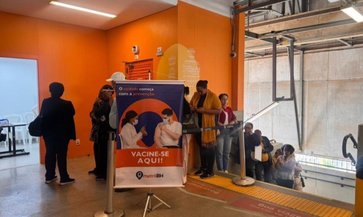 O município disponibilizou a vacina trivalente, que protege contra três tipos de vírus da gripe: H1N1, H3N2 e o vírus influenza -  (crédito: Divulgação / Metrô BH)