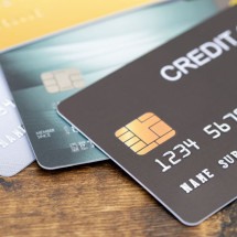 IOF em alta: entenda como isso impacta compras internacionais no cartão - rattanakun