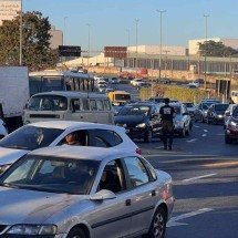Ação na BR-040 conscientiza motoristas sobre combate à violência infantil - Edésio Ferreira/EM/DA Press