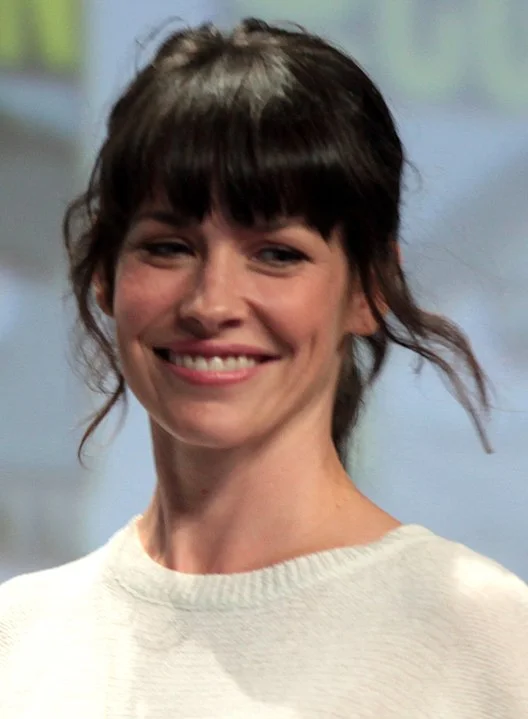 Só que a atriz já reconheceu que levou muito tempo a ingressar no universo dos super-heróis. A atriz chegou a recusar o papel de Mulher Maravilha, como ela mesma admite, por puro preconceito. -Gage Skidmore wikimedia commons 