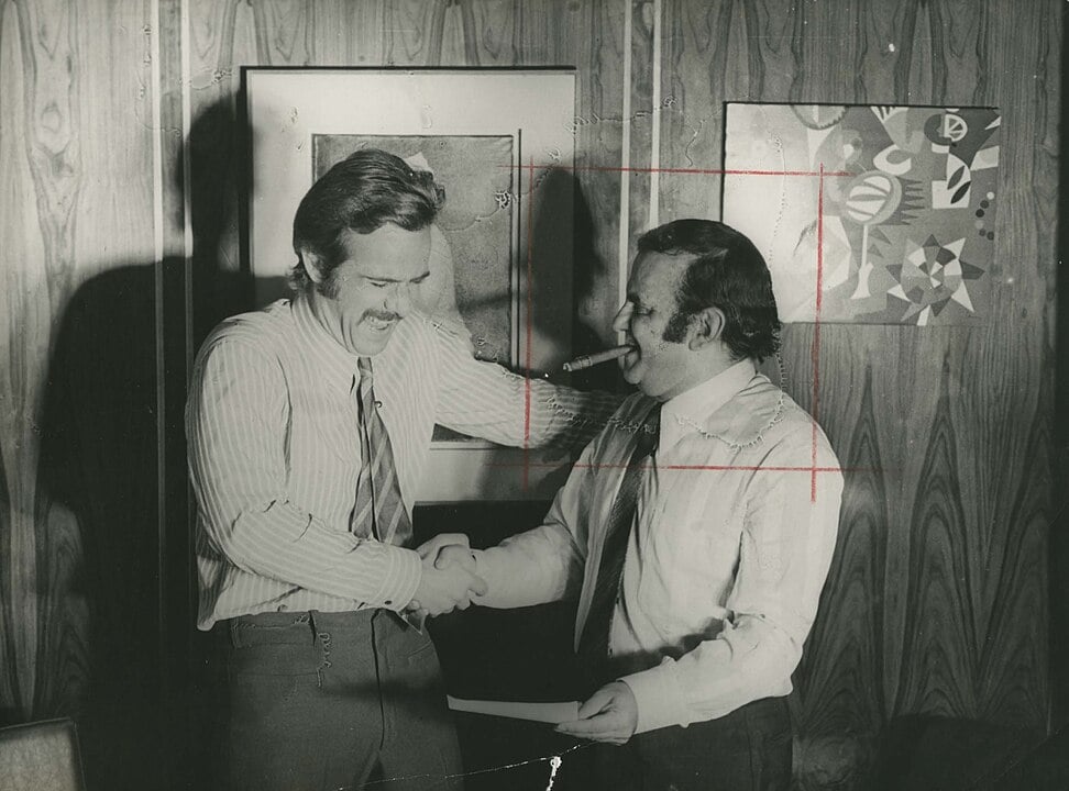 Cuoco ganhou três vezes o Troféu Imprensa, pelas novelas “Redenção” (1967), “O Cafona” (1971) e  “Selva de Pedra” (1972). E foi indicado outras vezes. Na foto, Cuoco com Felipe Carone em "O Cafona".
